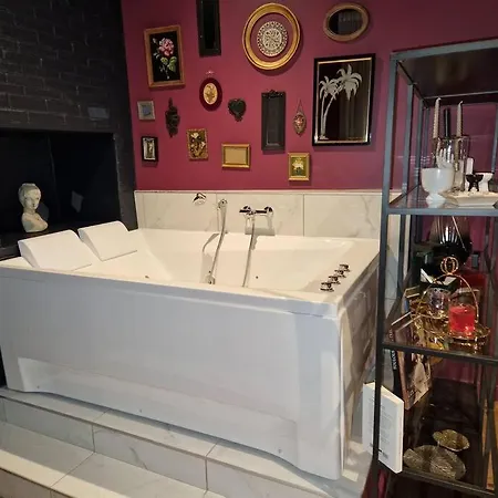 Le Boudoir D'olympe Erotico-romantique