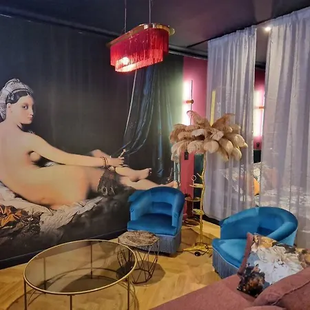 Le Boudoir D'olympe Erotico-romantique Apartment *